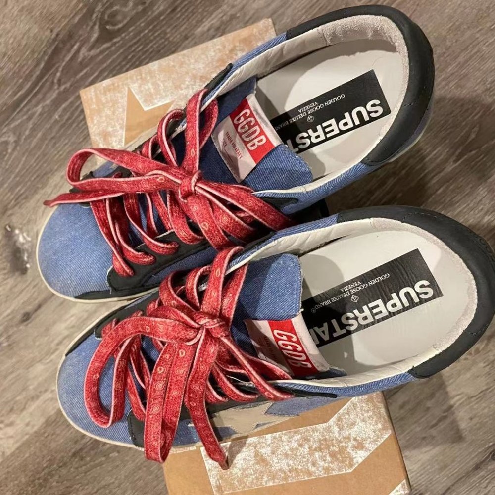 SOLD!!!Golden Goose Sneaker
